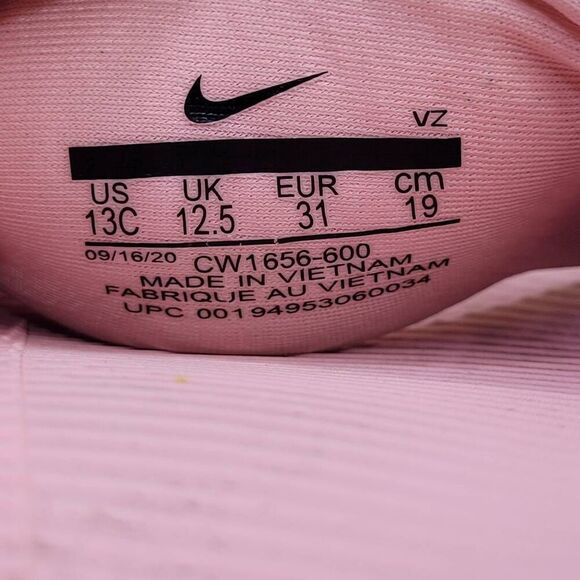 Nike Girls Kawa Tie Dye Slide Sandals- Size 13 - Picture 9 of 9